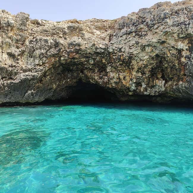 Immagine nº 2 di ESCURSIONE ALLE GROTTE DI SANTA MARIA DI LEUCA attività a Lecce, caricata dal fornitore