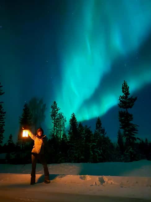 billede nr.1 af aktiviteten Levi: Nordlys-eventyr i naturen, lækkerier ved lejrbålet i Sirkka, uploadet af udbyder