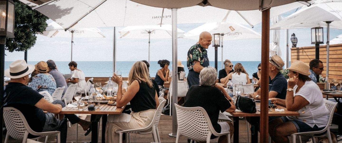 image n.8 of Waiheke Island: Wine Tour + Lunch at Award Winning Venue activity in North Island, uploaded by supplier