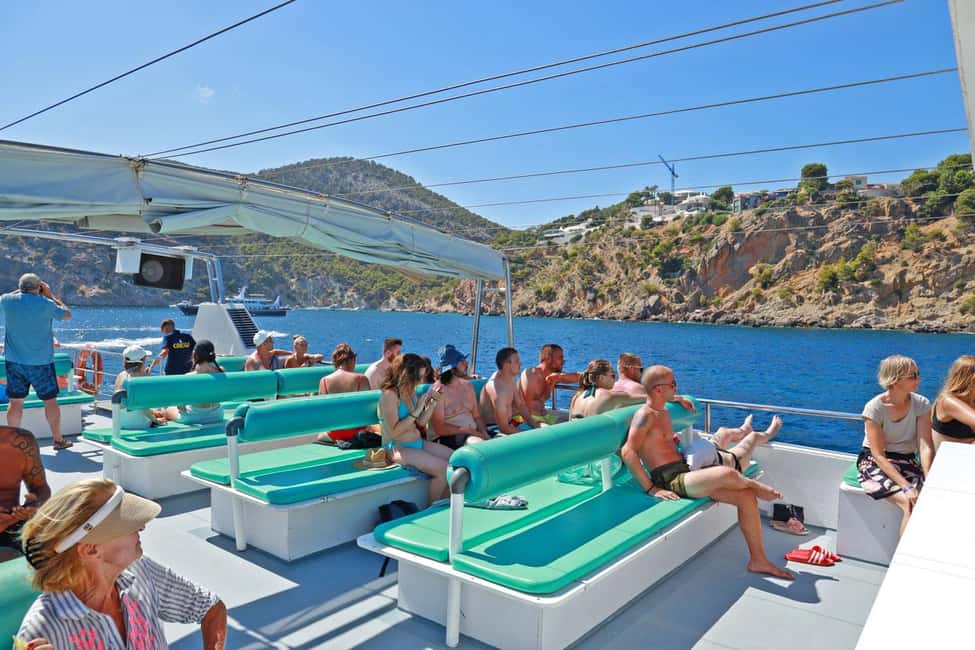 bild nr.6 av Mallorca: 2-timmars katamaranutflykt längs kusten och Malgratöarna aktivitet i Calvià, uppladdad av arrangören