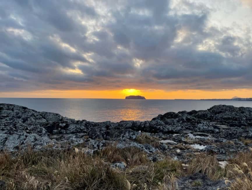 image n.1 of Seogwipo City(in Jeju Island) Walking Tours with Sunset activity in Seogwipo-si, uploaded by supplier