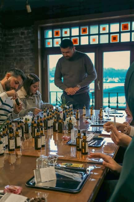 Immagine nº 6 di Istanbul: Laboratorio di creazione di profumi con vista sul Bosforo attività a Istanbul, caricata dal fornitore