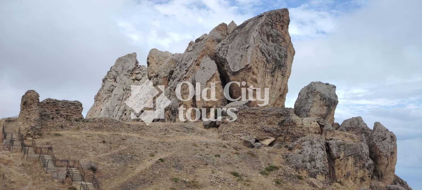 image n.19 of Baku: Candy Mountain, Pink Lake, Besh Barmag Dag and Mosque activity in Absheron, uploaded by supplier