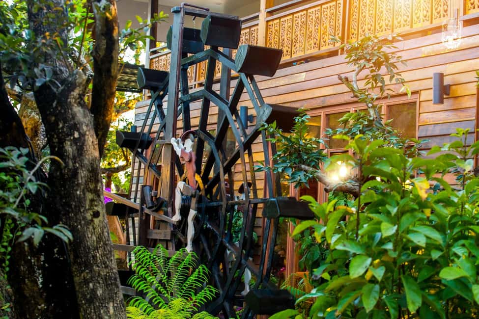 image n.23 of Chiangmai to Chiangrai: 3 Temples, Hot Springs& Lalitta Cafe activity in Chiang Rai, uploaded by supplier
