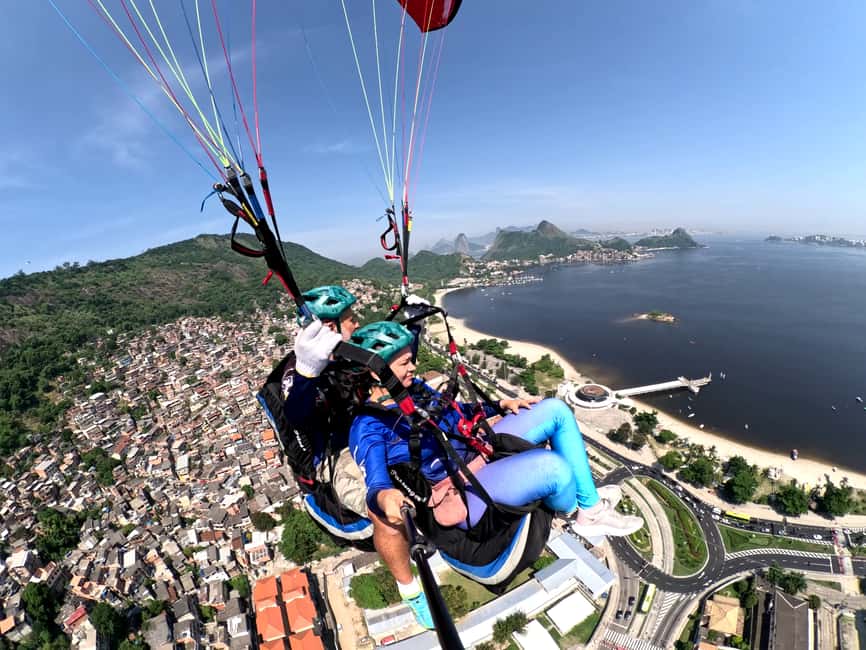 image n.2 of Rio de Janeiro: Paragliding in Niterói with experienced instructors activity in Niteroi, uploaded by supplier