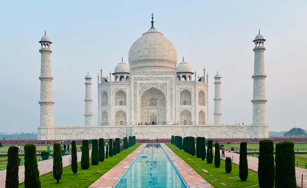 imagem n.14 de De Deli: Excursão ao Taj Mahal ao nascer do sol com conservação de elefantes atividade em Agra, carregada pelo fornecedor