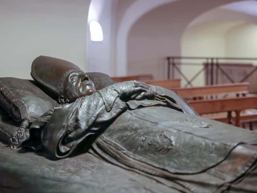 afbeelding n.38 van Rome: Sint-Pietersbasiliek, La Pietà en Pauselijke graftombes Tour activiteit in Rome, geüpload door aanbieder