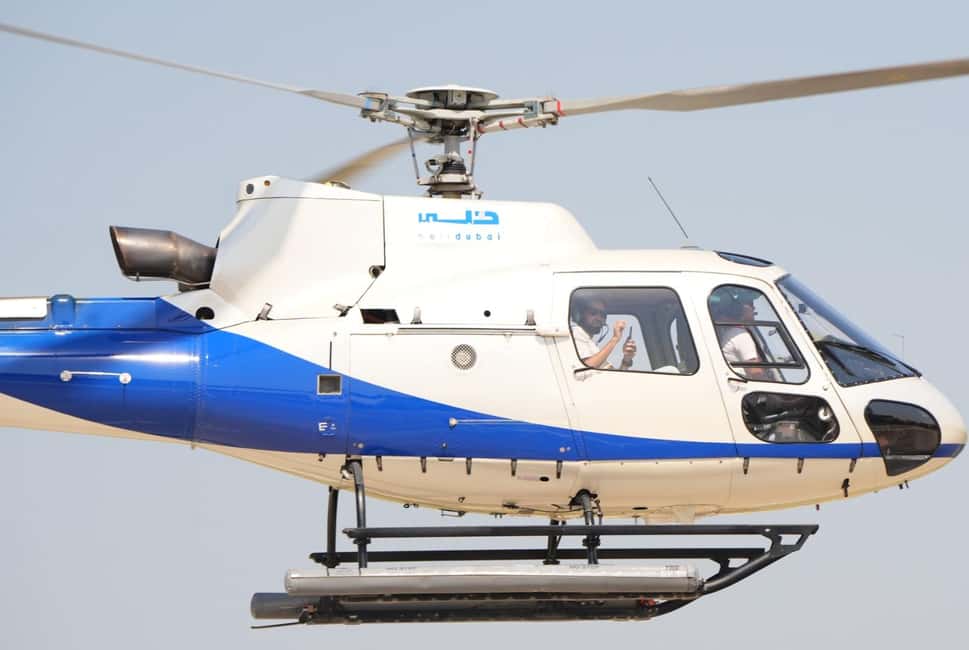 Bild Nr. 8 von Dubai: 30-minütige Tour mit dem Hubschrauber über die Landschaft Aktivität in Dubai, hochgeladen vom Anbieter