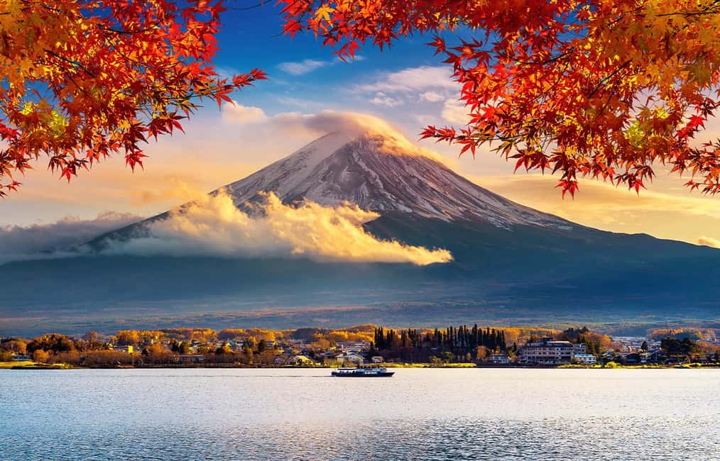 image n.2 of Tokyo: Mount Fuji, Kawaguchi Lake, Oshino Hakkai 1-Day Trip activity in Fujikawaguchiko, uploaded by supplier