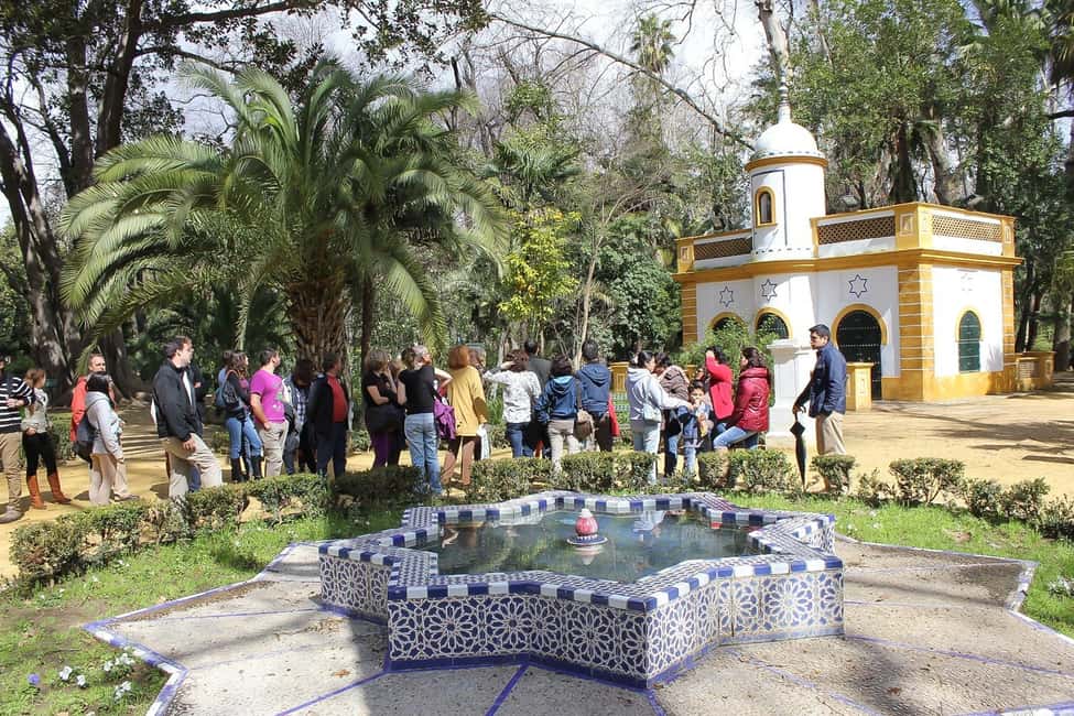 imagem n.5 de Segredos do Parque Maria Luisa e da Praça de Espanha atividade em Sevilha, carregada pelo fornecedor