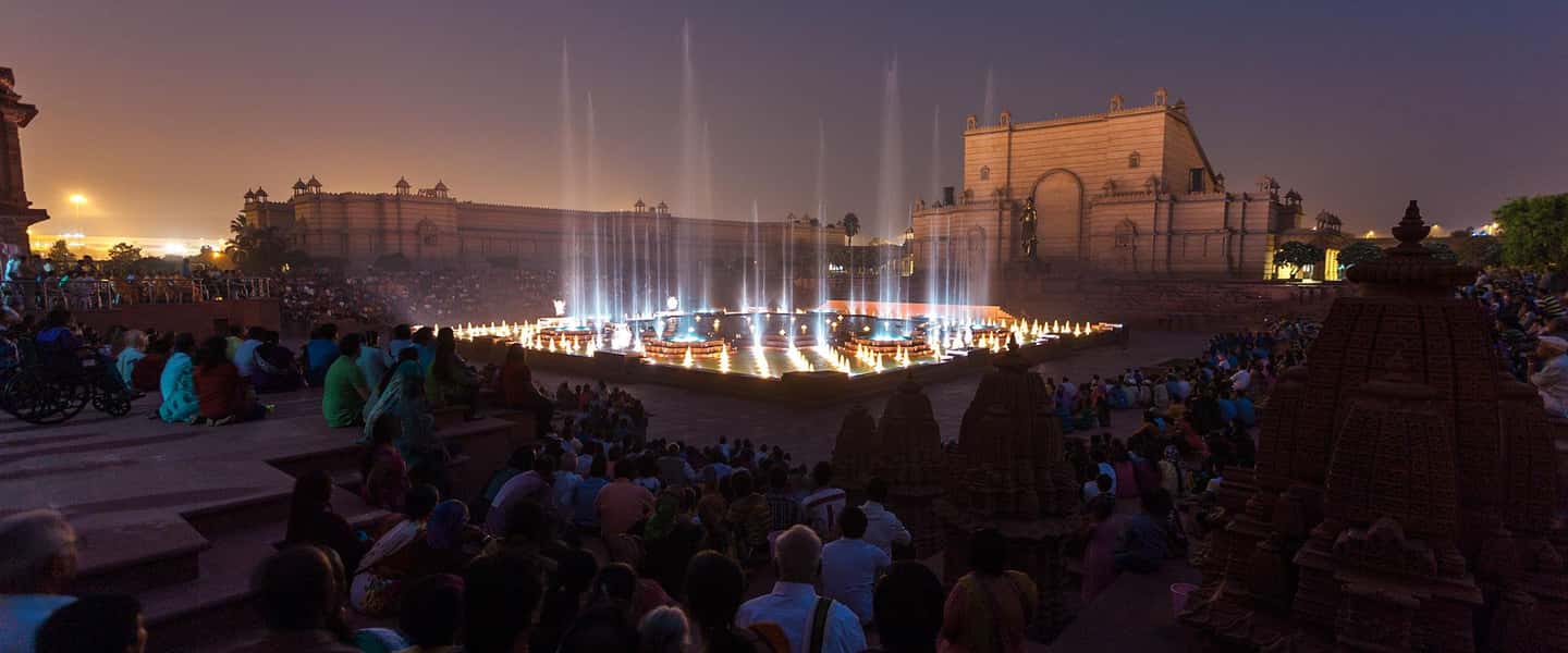 image n.1 of Delhi: Akshardham Temple Tour with Light and Water Show activity in New Delhi, uploaded by supplier