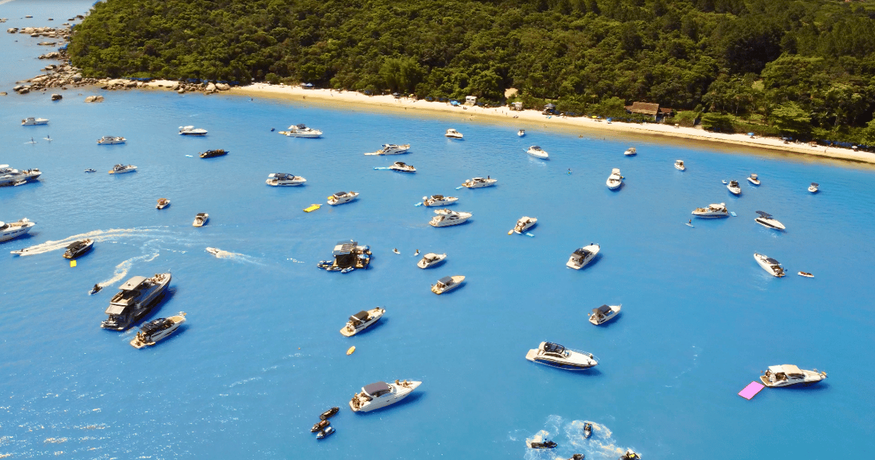 image n.7 of Florianópolis: Northern Island Boat Tour with Drinks activity in Florianópolis, uploaded by supplier