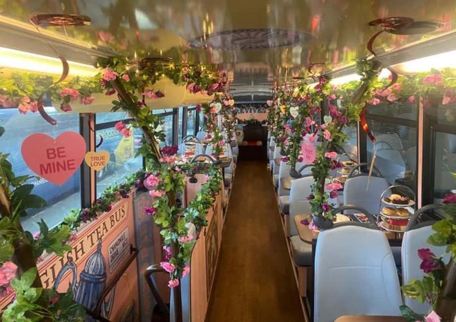 Bild Nr. 5 von London: Afternoon Tea Bus mit einem Glas Prosecco Aktivität in London, hochgeladen vom Anbieter