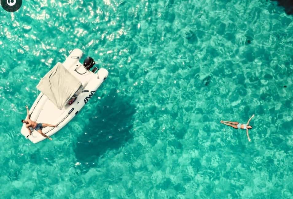 image n.3 of Porto Rotondo: drive your boat - no licence needed activity in Sardinia, uploaded by supplier