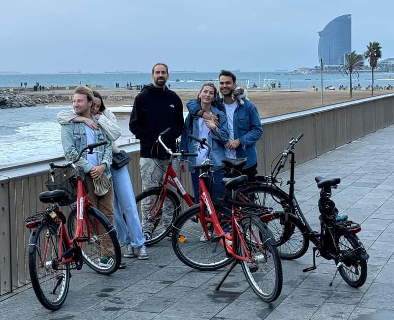 サプライヤーによってアップロードされた、バルセロナのバルセロナ：自転車またはeバイクツアー、主要観光スポットと現地の洞察の画像#16