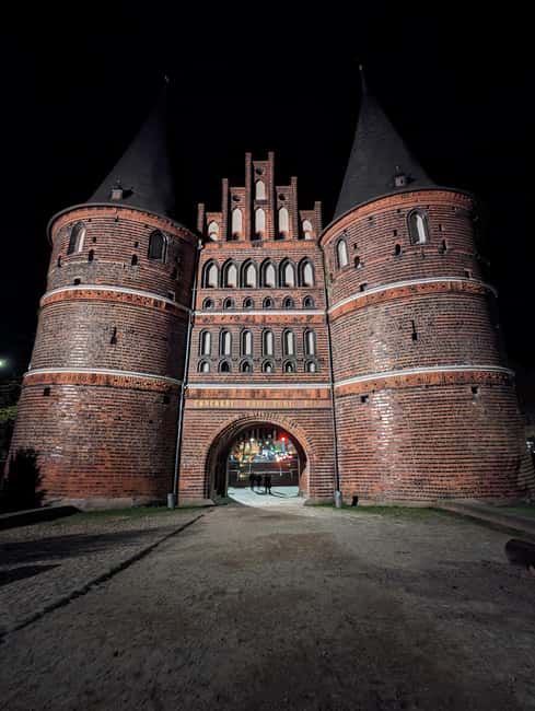 Bild Nr. 2 von Lübeck zwischen Grusel und Geschichte Truecrime zu Halloween Aktivität in Lübeck, hochgeladen vom Anbieter
