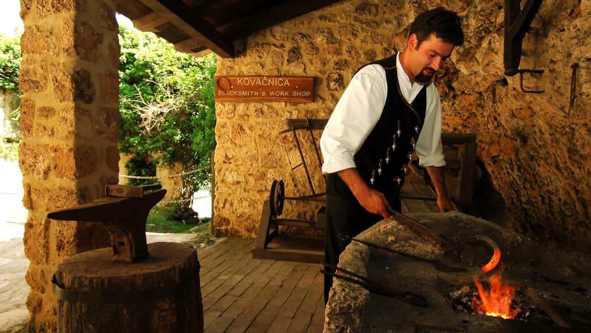 billede nr.6 af aktiviteten Fra Trogir, Seget & Okrug: Kulturtur til Krka-vandfaldene i Dalmatien, uploadet af udbyder