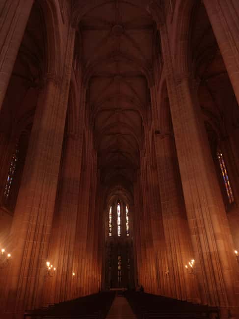 imagem n.5 de De Lisboa: Excursão a Fátima, Batalha, Nazaré e Óbidos com guia italiano atividade em Nazaré, Portugal, carregada pelo fornecedor