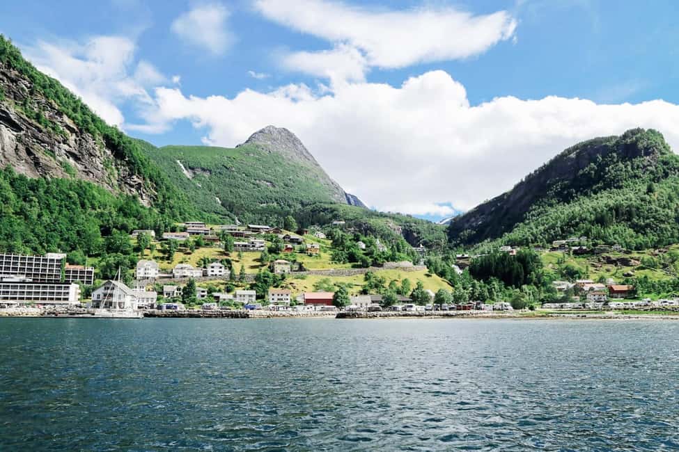 bild nr.11 av Från Geiranger: Geiranger Fjord Tour med stopp i Hellesylt aktivitet i Møre och Romsdal, uppladdad av arrangören