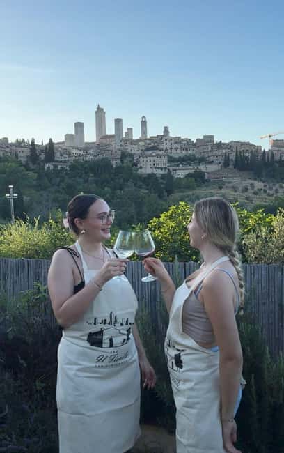 Immagine nº 8 di San Gimignano: lezione di pasta con aperitivo attività a San Gimignano, caricata dal fornitore