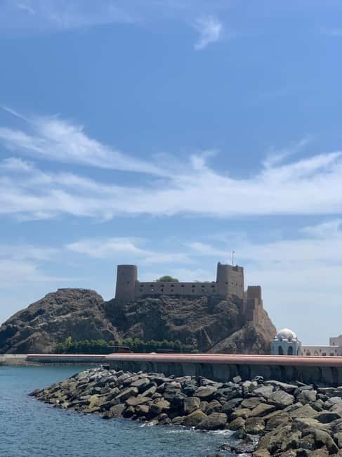Immagine nº 10 di Muscat : Tour privato della città di Oman con servizio di prelievo e rientro attività a Mascate, caricata dal fornitore