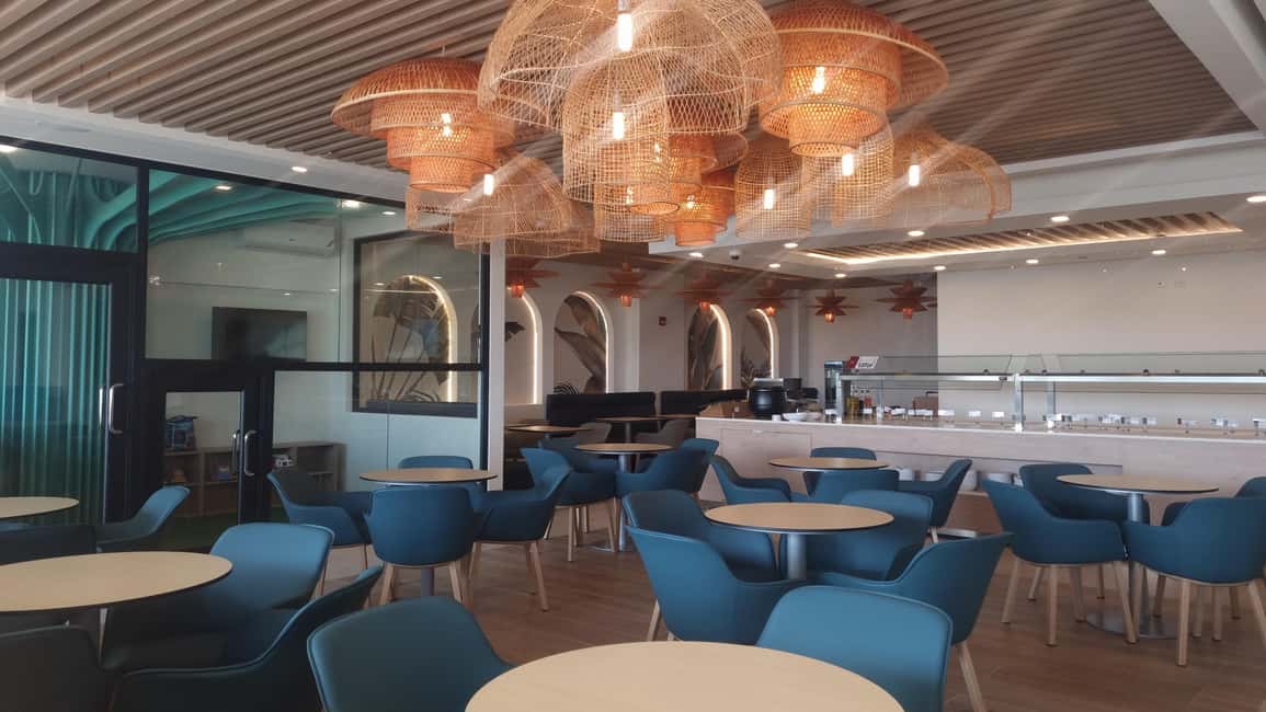 imagem n.2 de Montego Bay: Experiência na sala de embarque VIP do Club Mobay atividade em Montego Bay, carregada pelo fornecedor