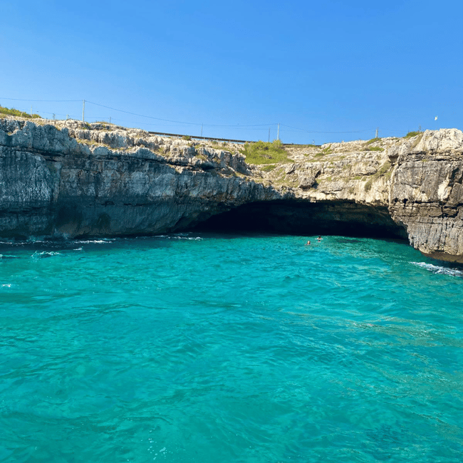 Immagine nº 7 di Tour Esclusivo alla Scoperta di Leuca: Due Versanti, un Mare di Emozioni attività a Lecce, caricata dal fornitore