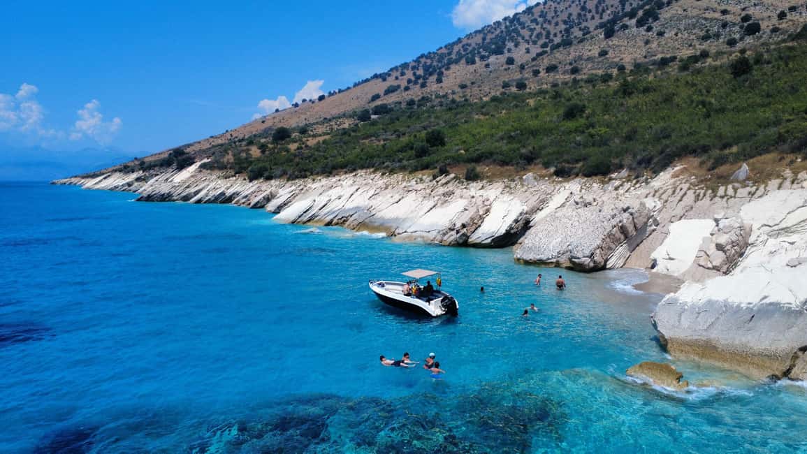 billede nr.15 af aktiviteten Sarande: Bådtur til den skjulte grotte, Gremina, Kakome og Krorez i Sarandë, uploadet af udbyder