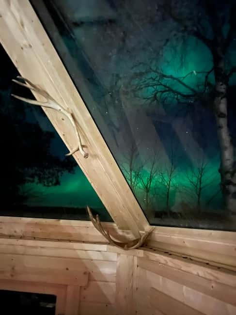 billede nr.15 af aktiviteten Levi: Nordlys-eventyr i naturen, lækkerier ved lejrbålet i Sirkka, uploadet af udbyder
