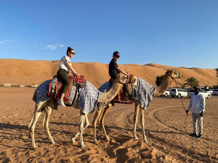 Immagine nº 5 di Da Muscat: Tramonto sulle sabbie di Wahiba con cena nel campo deserto attività a Regione al-Sharqiyya, caricata dal fornitore
