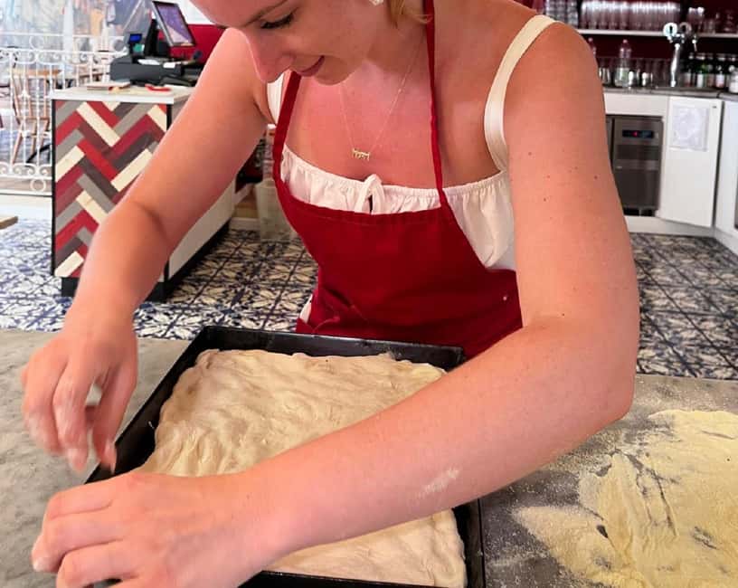 image n.2 of Como: Premium Pizza-Making Class at a Pizzeria activity in Lombardy, uploaded by supplier