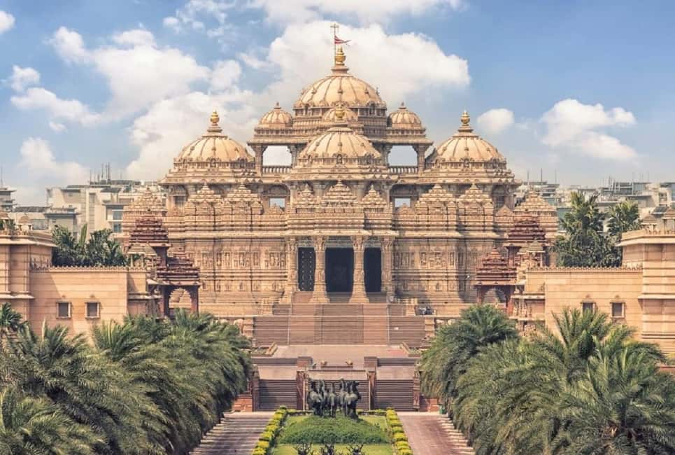 imagem n.3 de Delhi: City tour particular de 1 dia pela Nova e Velha Deli atividade em Nova Delhi, carregada pelo fornecedor