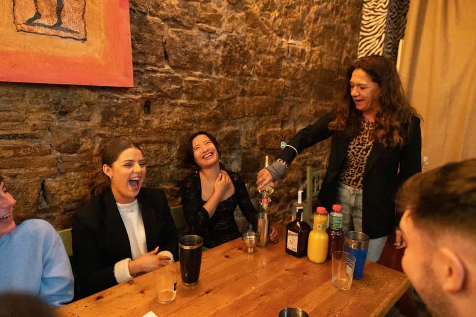 Bild Nr. 10 von Barcelona: Cocktail-Meisterkurs vom Mixologen mit Tapas Aktivität in Barcelona, hochgeladen vom Anbieter