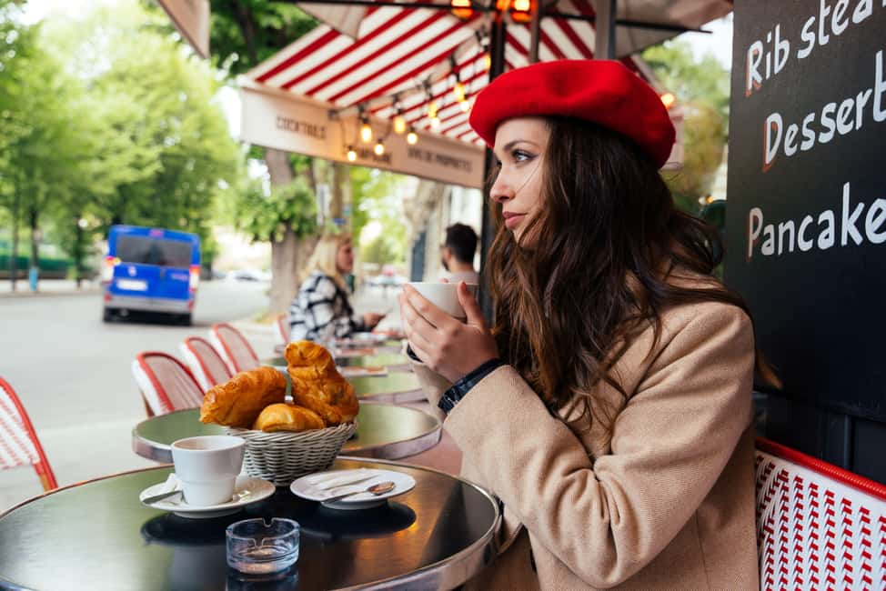 Image N°4 de Paris : visite à pied et visite en bus Hop-on with Emily activité à Paris, publiée par le prestataire