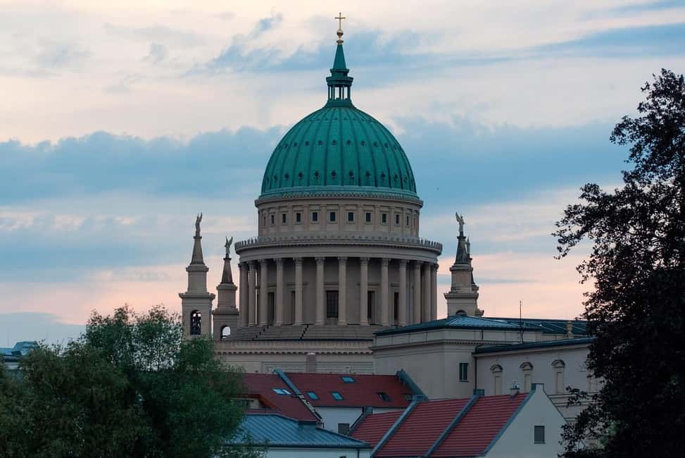 Bild Nr. 5 von Private Tour durch Potsdam und den Sanssouci-Gärten mit Jacob Aktivität in Potsdam, hochgeladen vom Anbieter