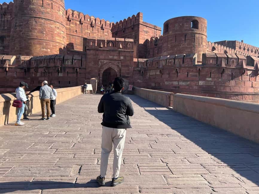 imagem n.10 de De Deli: Excursão privada de um dia ao Taj Mahal e Agra com almoço 5* atividade em Agra, carregada pelo fornecedor