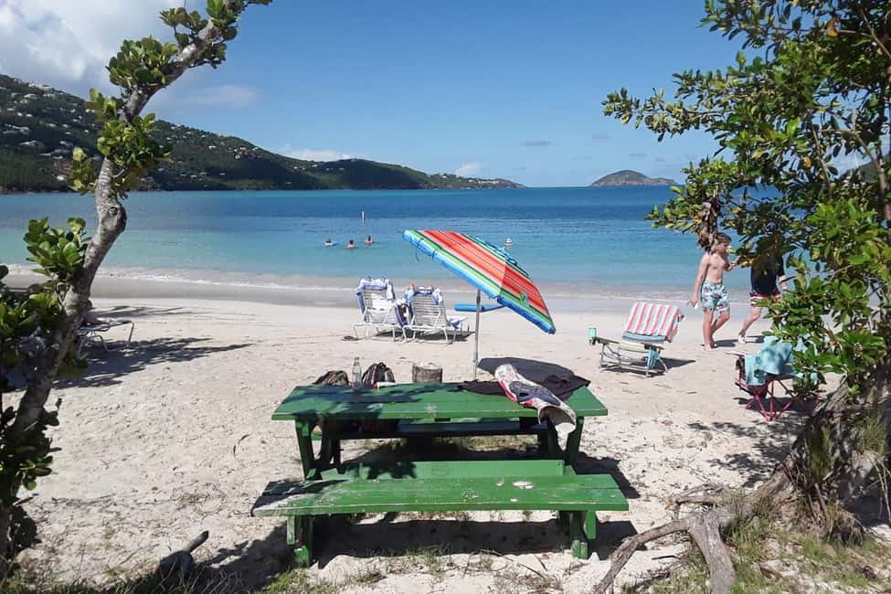 billede nr.2 af aktiviteten Thomas: Magens Bay Beach Budget dagsudflugt i Peterborg, St. Thomas, uploadet af udbyder