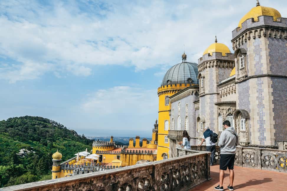 Image N°12 de Depuis Lisbonne : Visite d'une jounée de Sintra et du Palais de Pena activité à Sintra, publiée par le prestataire