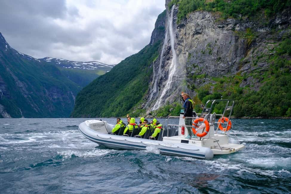Bild Nr. 18 von Von Hellesylt aus: Erlebe die Fjordsafari Geirangerfjord auf einem RIB. Aktivität in Møre og Romsdal, hochgeladen vom Anbieter