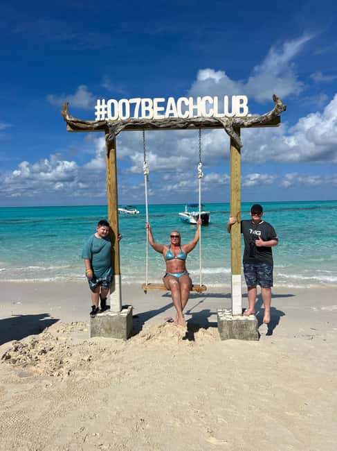 Image N°18 de Nassau : Plongée en apnée dans les récifs, tortues, déjeuner et club de plage privé activité à Bahamas, publiée par le prestataire