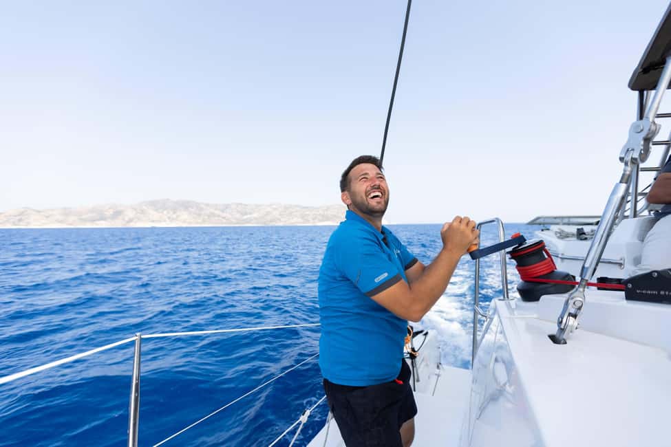image n.19 of Milos: Kleftiko & Poliegos Catamaran Trip with Meal & Drinks activity in Cyclades, uploaded by supplier