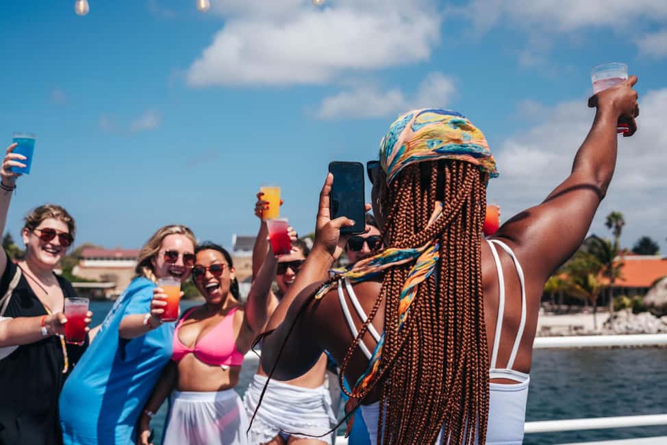 afbeelding n.2 van Curaçao: Snorkelcruise met BBQ-lunch en open bar activiteit in Curaçao, geüpload door aanbieder