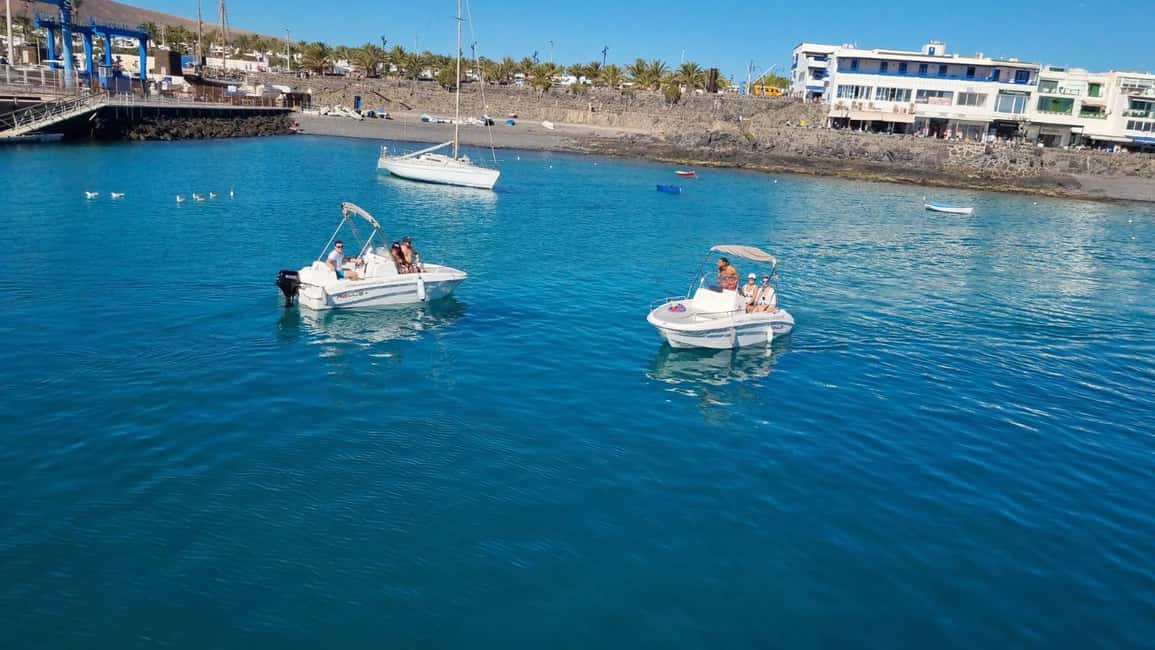 afbeelding n.5 van Playa Papagayo: Zelf boot huren activiteit in Yaiza, Lanzarote, geüpload door aanbieder