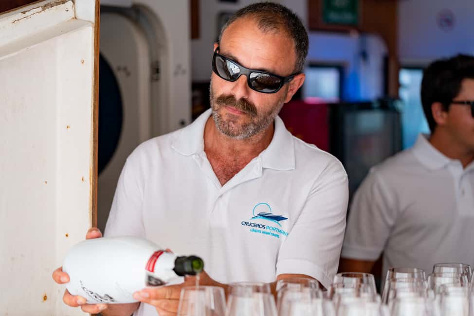 image n.5 of San Antonio: Sunset Boat Tour with Live Music & Drinks activity in Sant Antoni de Portmany, uploaded by supplier