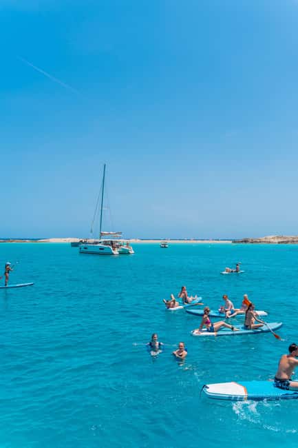 Image N°61 de Ibiza : croisière premium d'une journée à Formentera en catamaran activité à Sant Josep de sa Talaia, publiée par le prestataire
