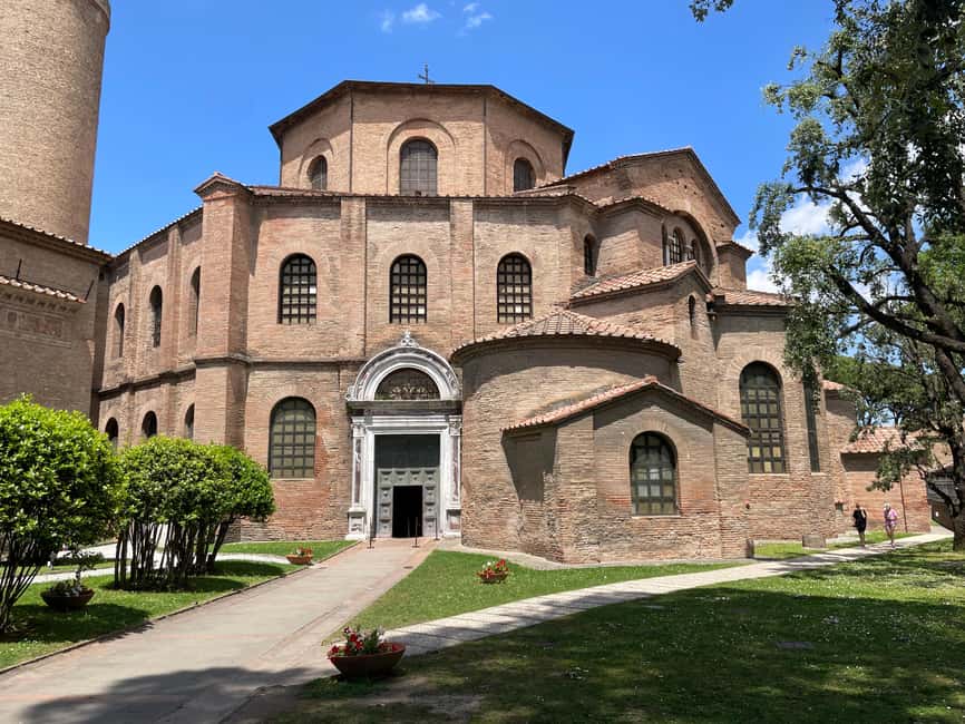 Immagine nº 20 di Ravenna: tour privato esclusivo a piedi con un esperto locale attività a Ravenna, caricata dal fornitore