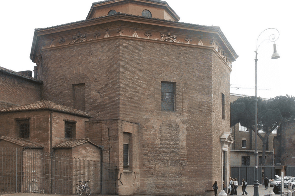 image n.5 of Rome: St. John Lateran Complex with Holy Stairs Private Tour activity in Rome, uploaded by supplier