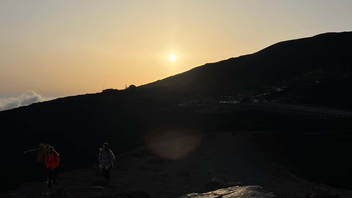imagen n.º 19 de Catania: Excursión al atardecer en el Etna con servicio de recogida y regreso actividad en Catania, subida por el proveedor
