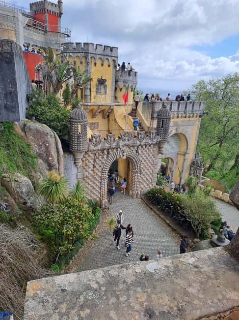 imagen n.º 70 de Excursión de un día mágico: Palacio de Pena, Sintra, CaboDa Roca y Cascais actividad en Sintra, subida por el proveedor