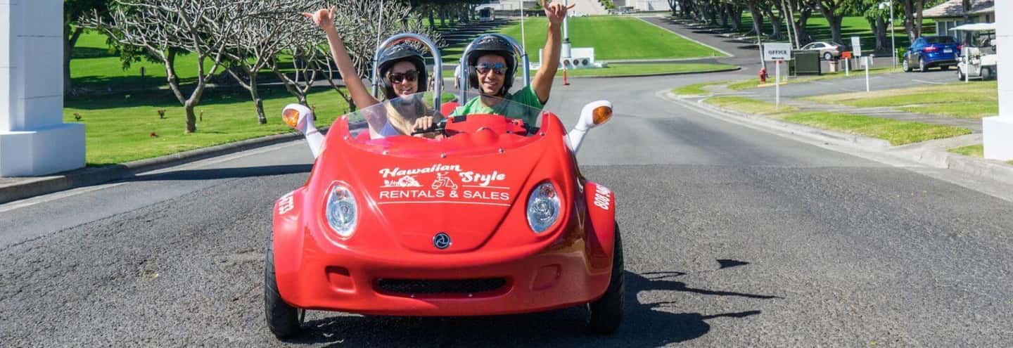 Immagine nº 1 di Uluniu Ave: Waikiki Scoot Coupe Noleggio Diamond Head Viaggio attività a Honolulu, caricata dal fornitore